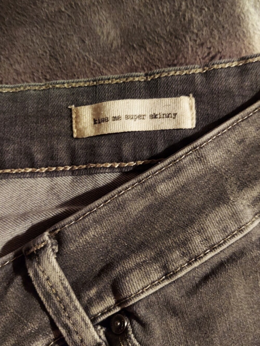 Jessica Simpson Jeans Women’s Super Skinny Grey Wash Jeans